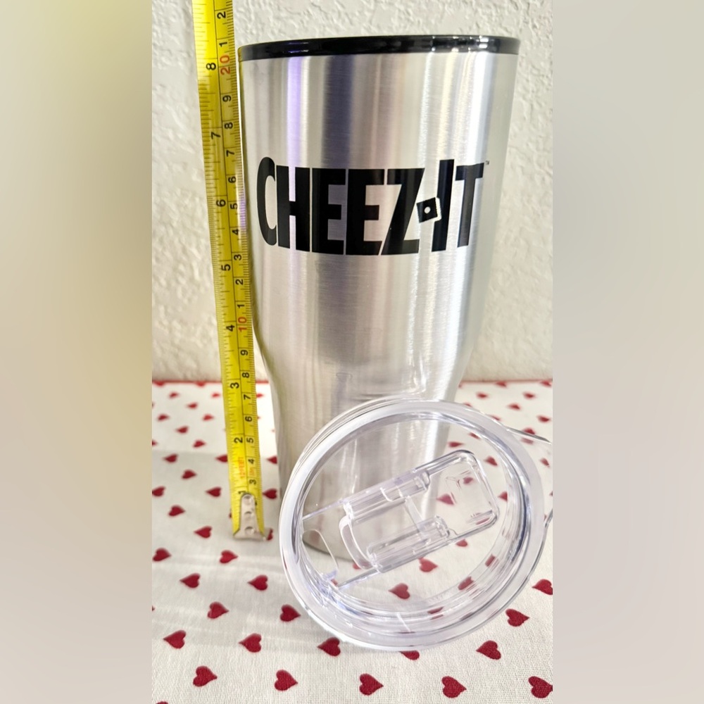New Cheez-It Silver Tumbler with Screw On Lid